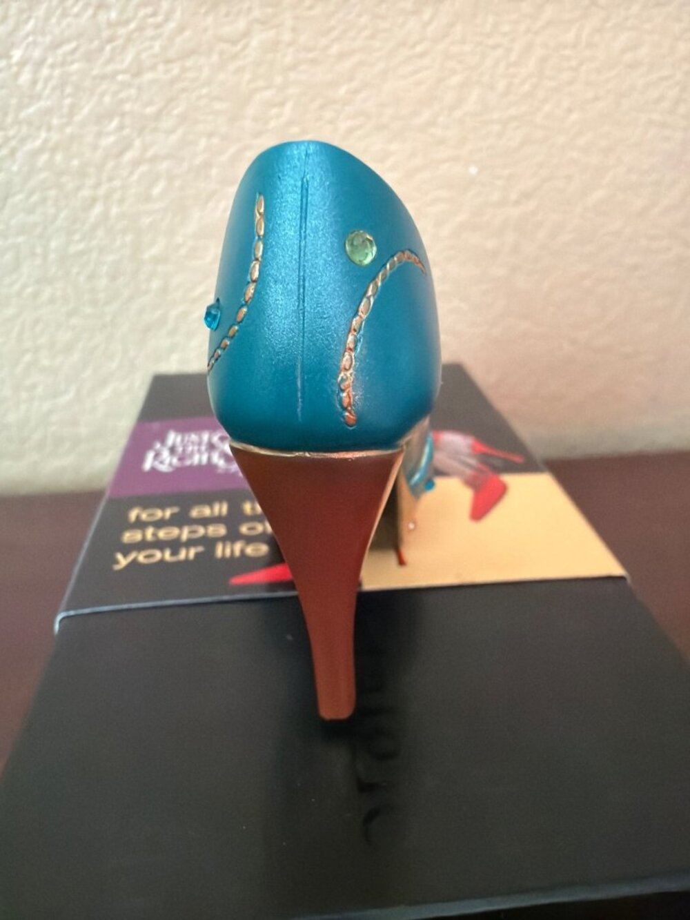 2004 Just the Right Shoe by Raine “Strutt Your Stuff” Love Shoe Coins Pre-owned - Picture 9 of 13